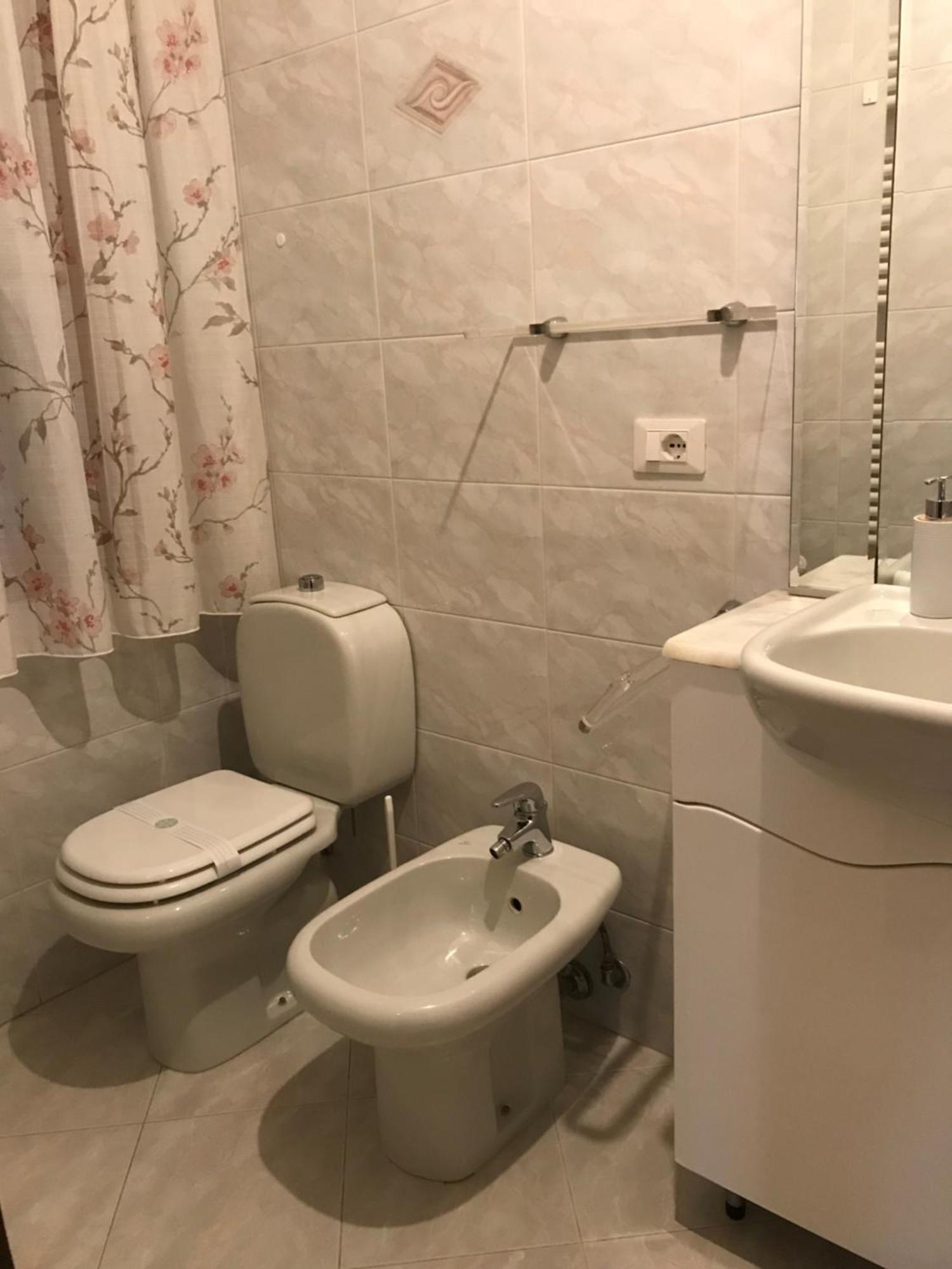 דירות קיוג'ה Casa Della Felicita מראה חיצוני תמונה